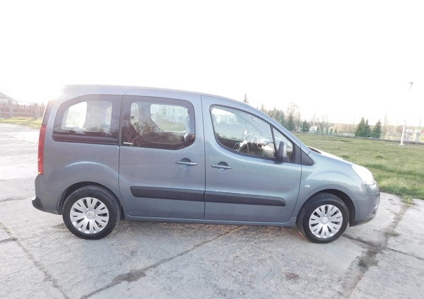 Citroen Berlingo cena 24900 przebieg: 220000, rok produkcji 2009 z Jarosław małe 379